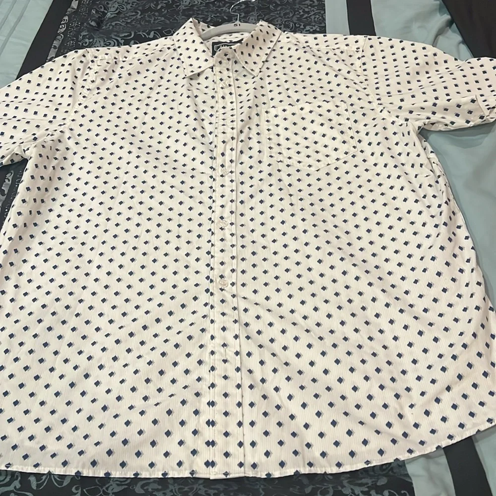 Gibson White Shirt with Navy Patterns, very nice short sleeve, size XL - Picture 7 of 8